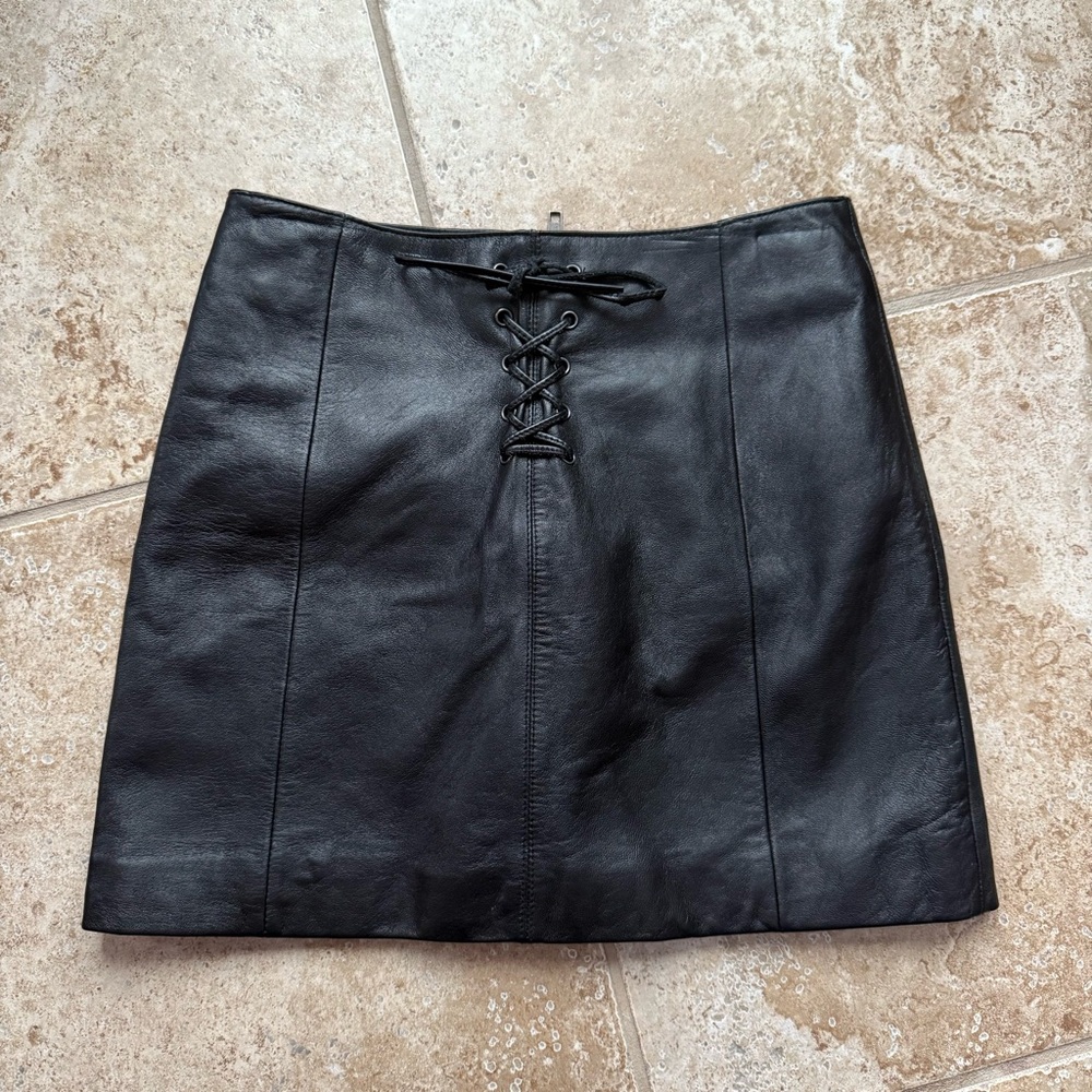 Sexy leather mini skirt